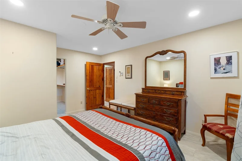 4 Sierra Verde , Santa Fe, NM 87507, Santa Fe, New Mexico, United States. - Photo 2