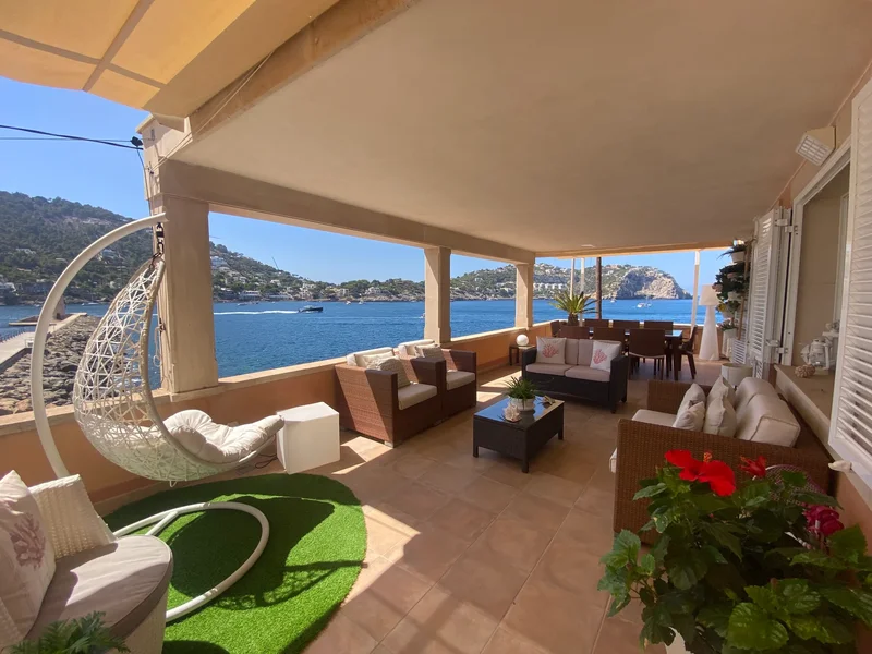 Incredible Seasonal Rental With Sea Views