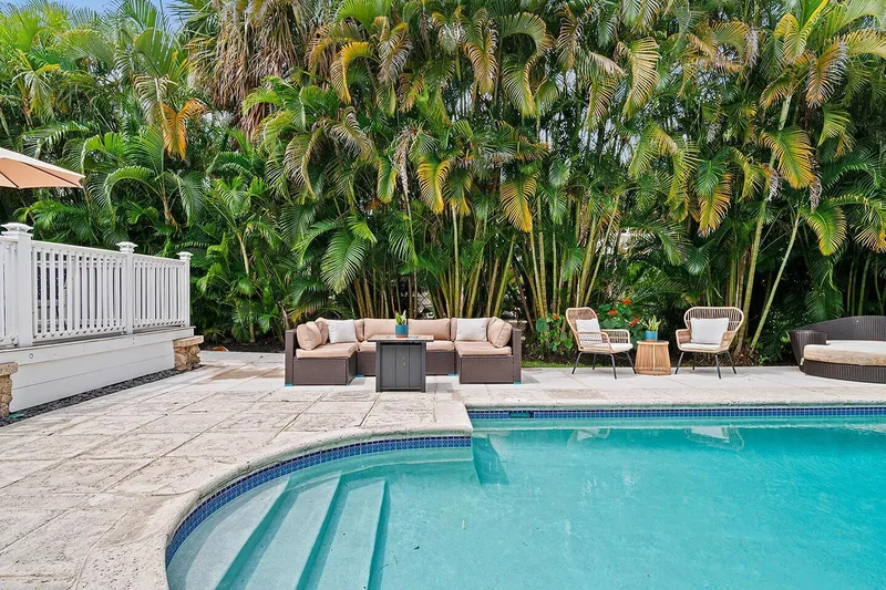4206 Washington Road, West Palm Beach, Florida, United States. - Photo 43