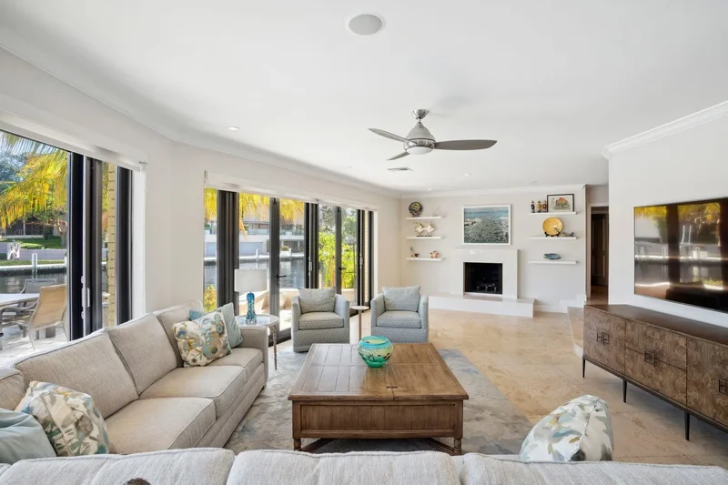 90 Compass Ln, Fort Lauderdale, Florida, United States. - Photo 7
