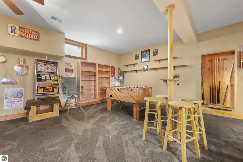 11660 Indian Road, Kewadin, MI 49648, Elk Rapids, Michigan, United States. - Photo 25