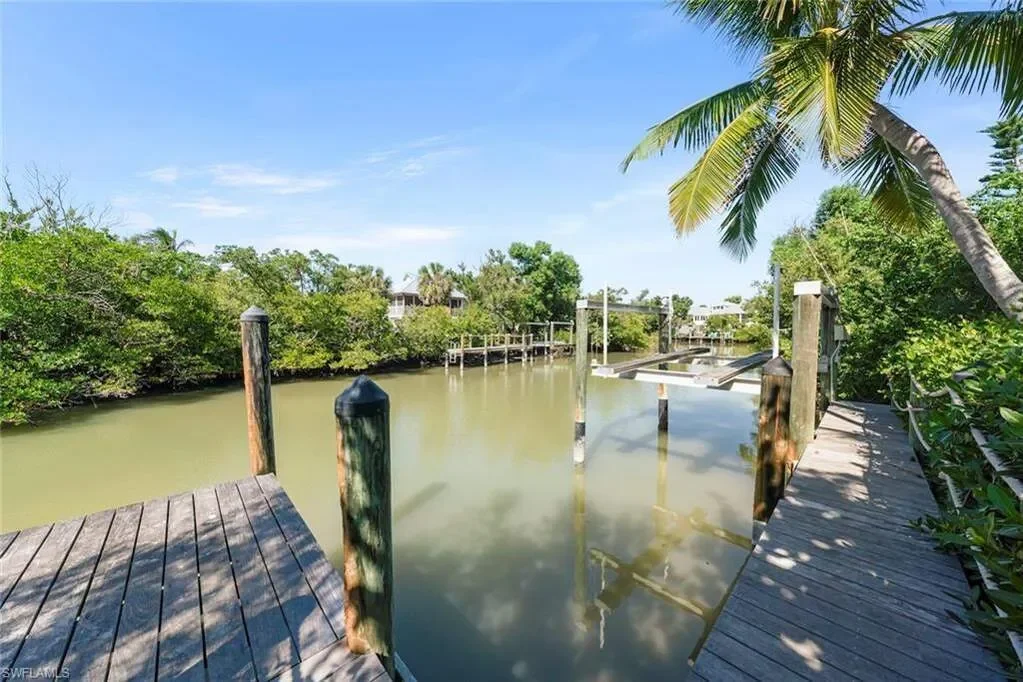 2451 Blind Pass CT, Sanibel, FL, 33957, USA, Sanibel, Florida, United States. - Photo 38