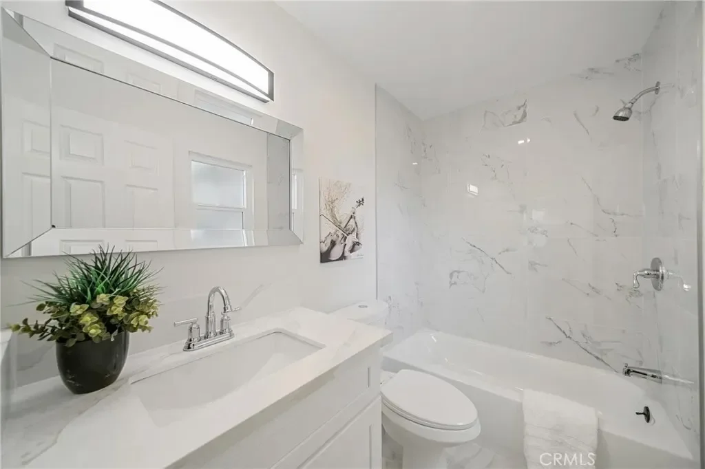 5057 Inaglen Way, Los Angeles, California, United States. - Photo 13