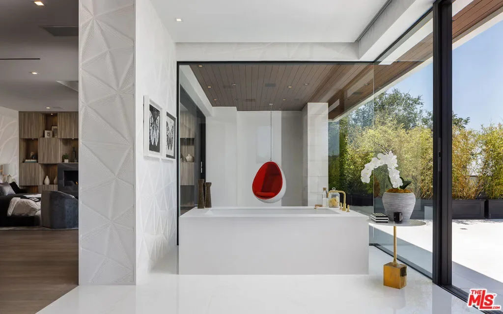 1475 Bel Air Road, Los Angeles, California, United States. - Photo 8