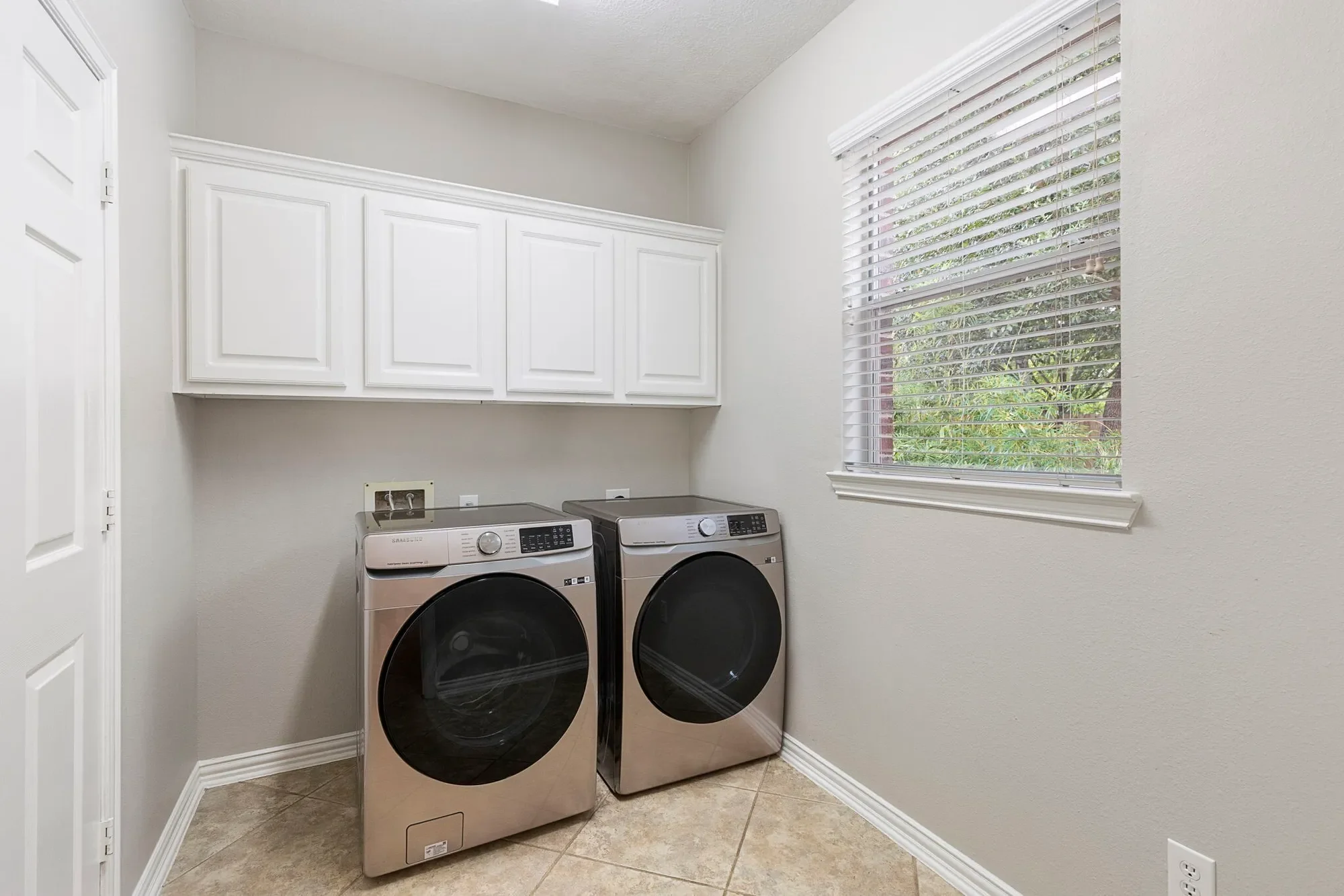6 Hithervale Court, The Woodlands, TX 77382, The Woodlands, Texas, United States. - Photo 30