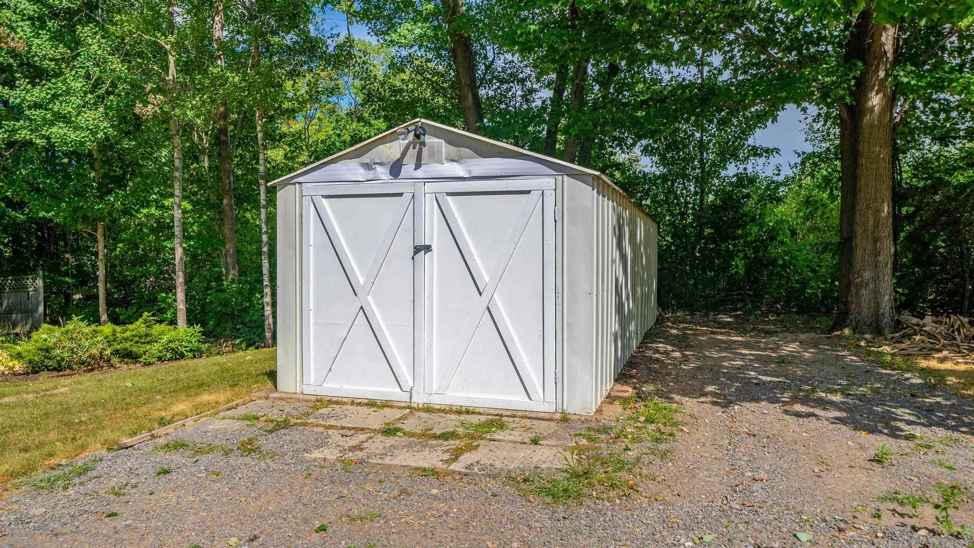 Exterior photo 10