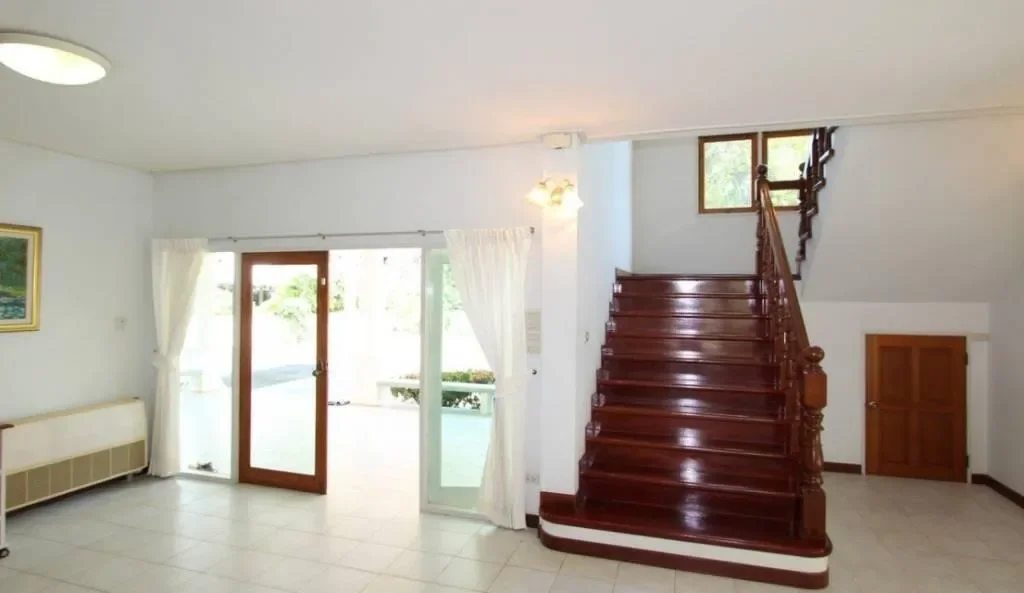 Gallery photo 4