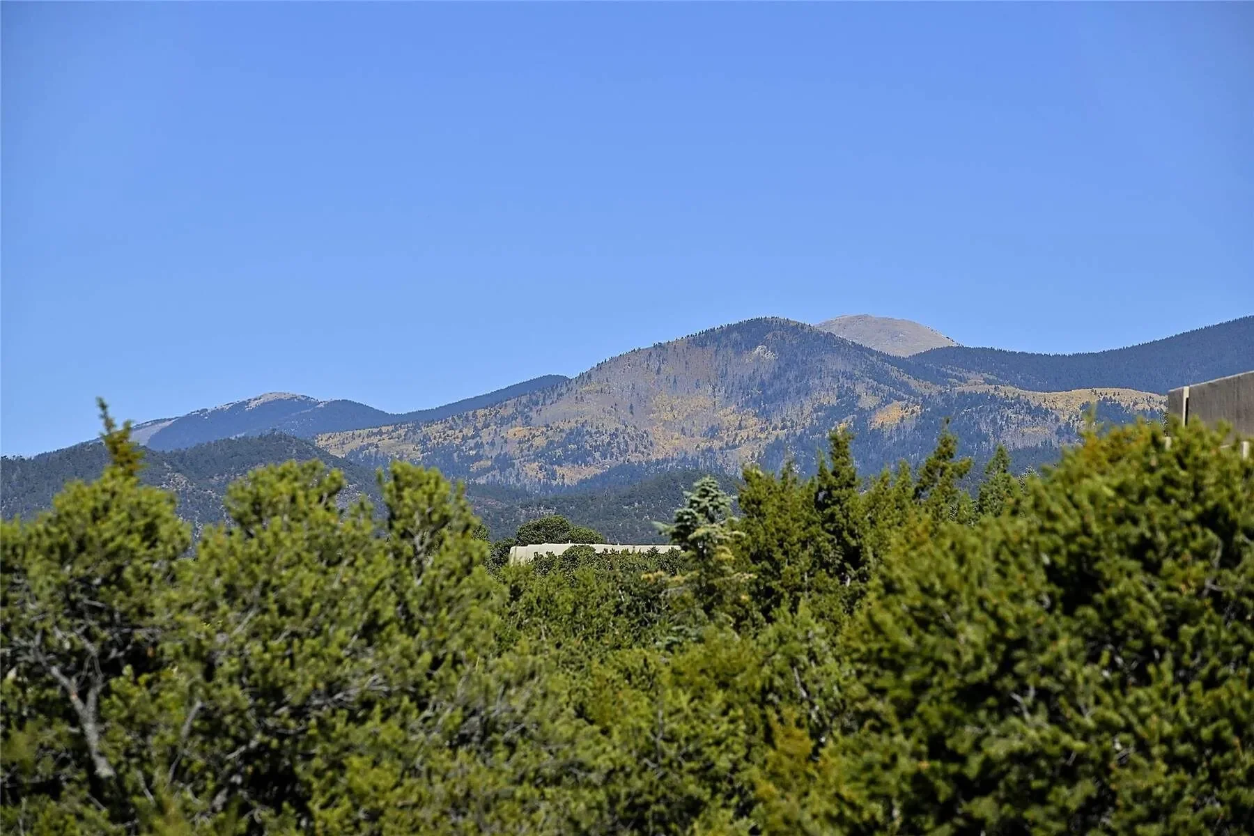 570 Via Arista, Santa Fe, NM 87506, Santa Fe, New Mexico, United States. - Photo 7