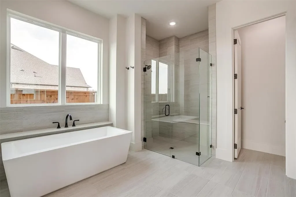 213 Lantern Ridge Drive, Aledo, Texas, United States. - Photo 18