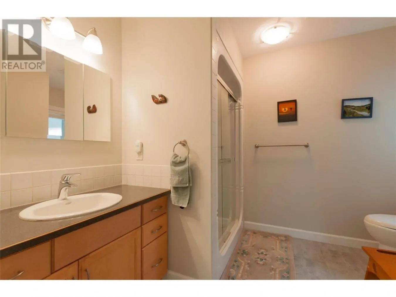232 Linden Avenue, Kaleden, British Columbia, Canada. - Photo 4