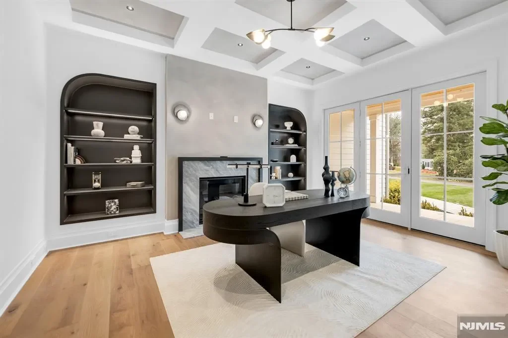 121 Jacquelin Avenue, Ho-Ho-Kus, New Jersey, United States. - Photo 2