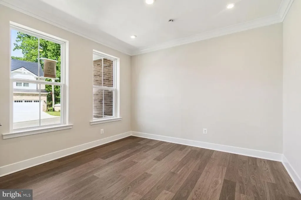 Gallery photo 4