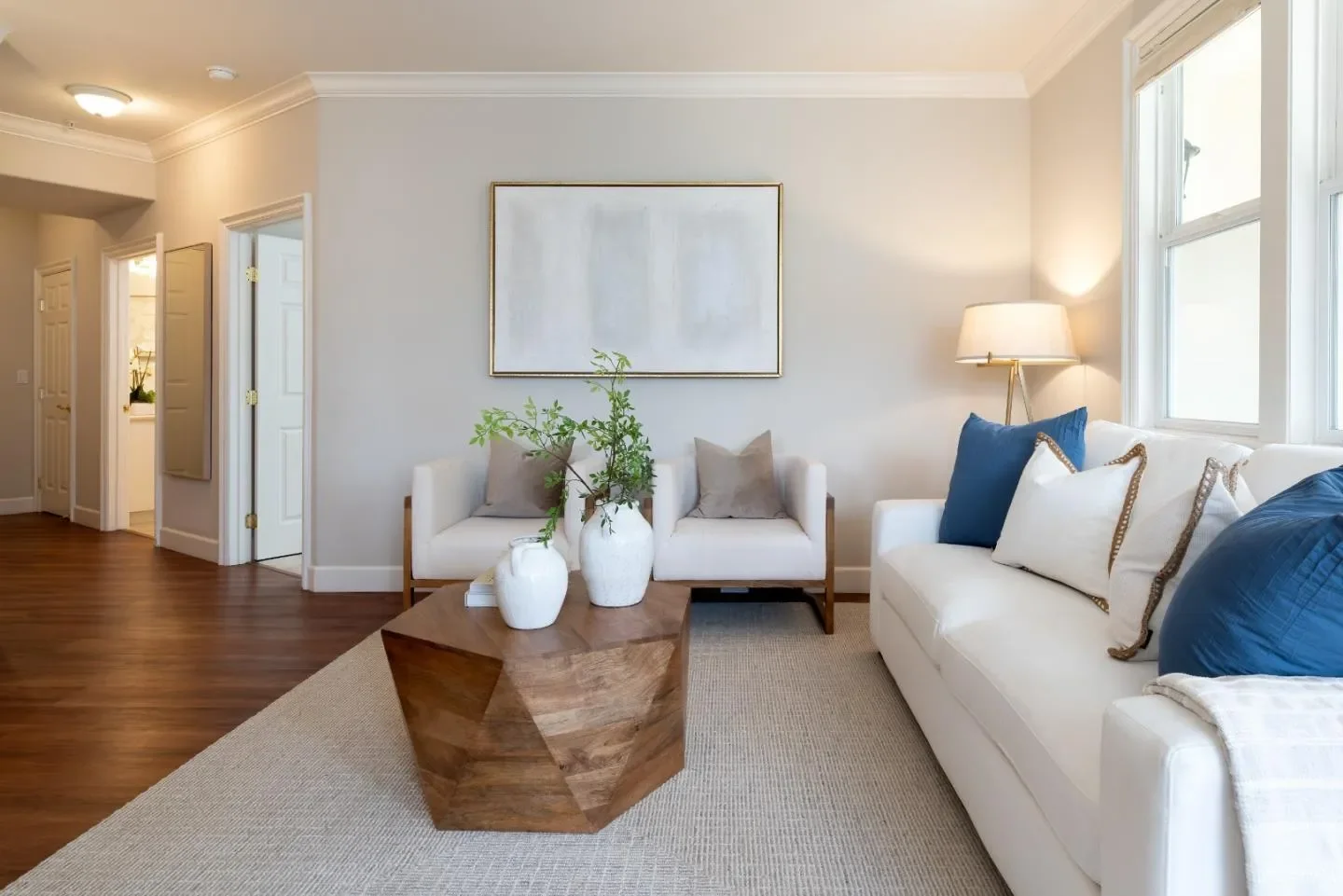 1237 Capuchino Avenue, Burlingame, California, United States. - Photo 6