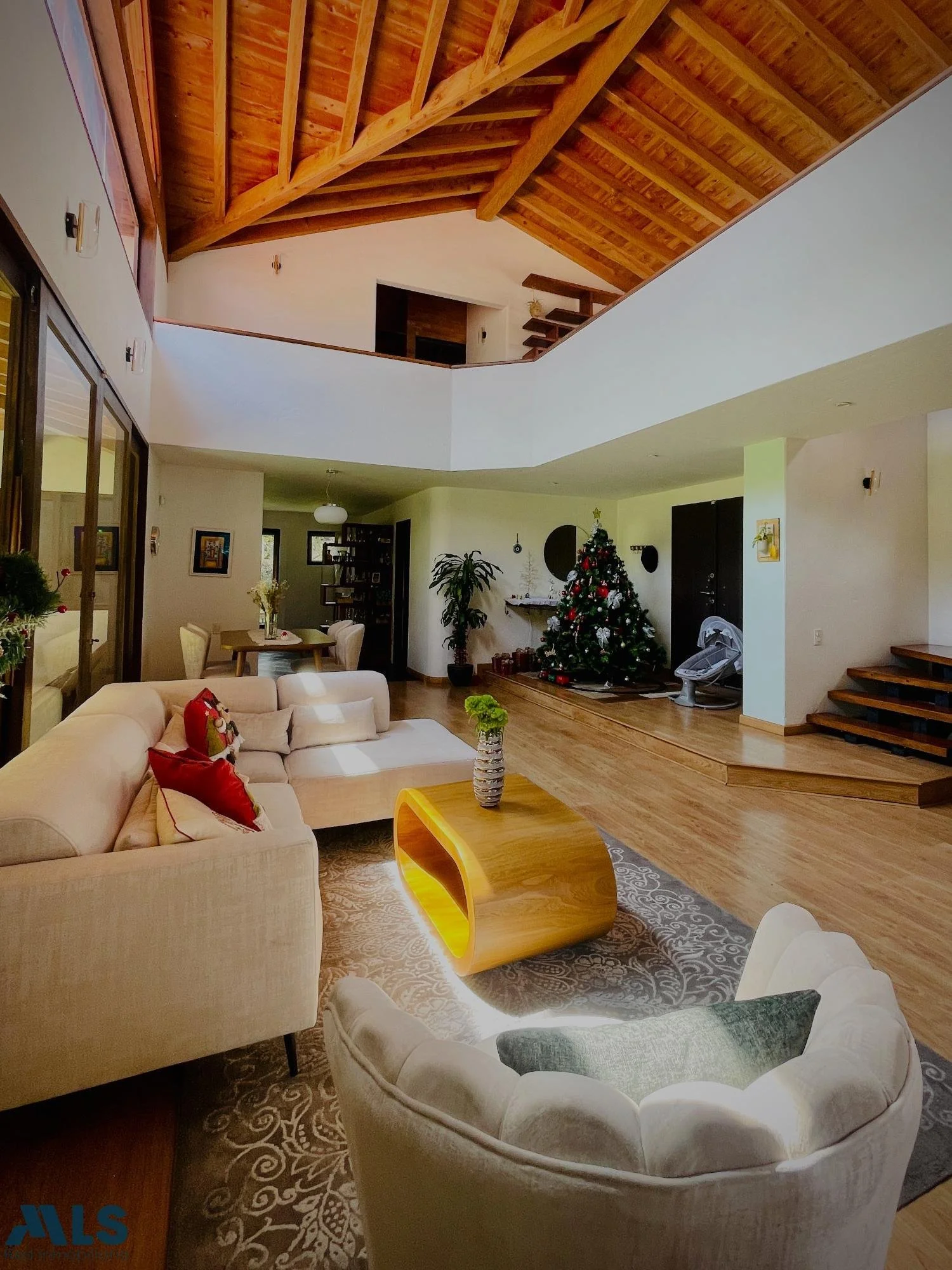 Gallery photo 1