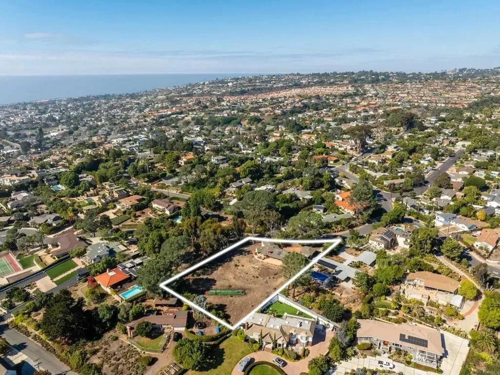 1645 Los Altos, San Diego, California, United States. - Photo 11