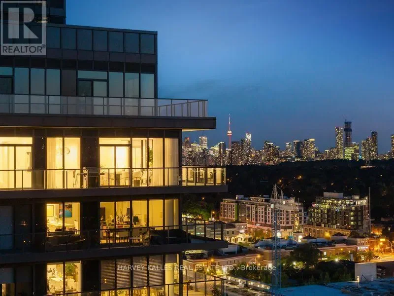 Toronto (Thorncliffe Park, ON, CANADA, Toronto, Ontario, Canada. - Photo 34