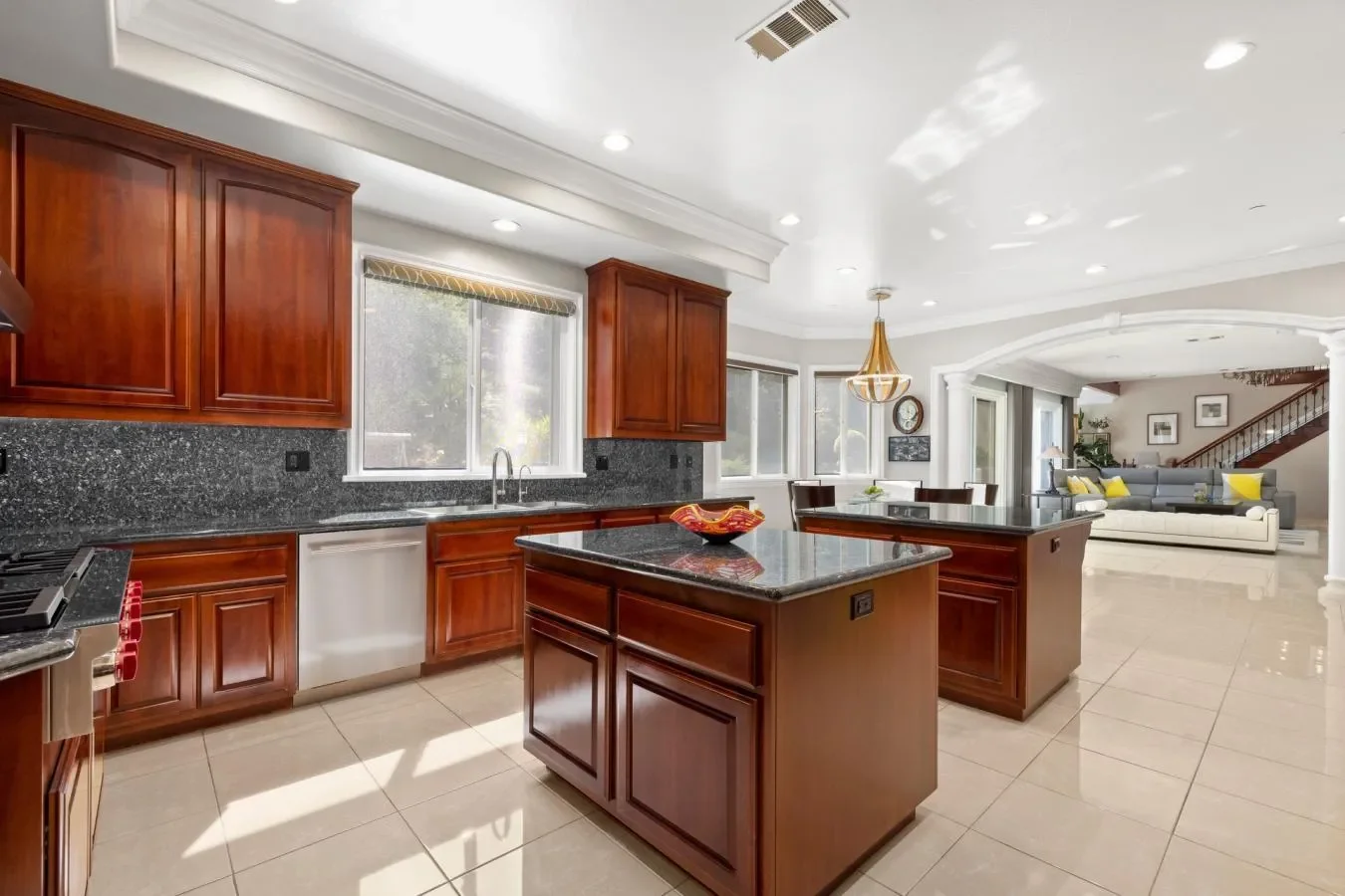 2855 Oak Knoll Drive