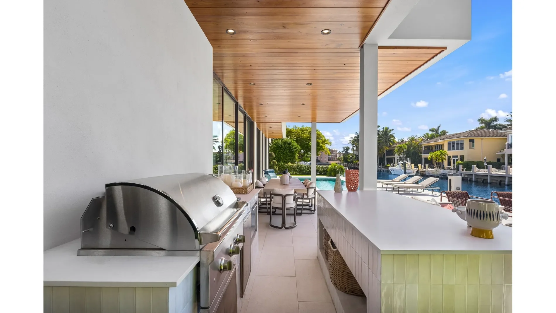 2900 NE 7th Drive, Boca Raton, Florida, United States. - Photo 12