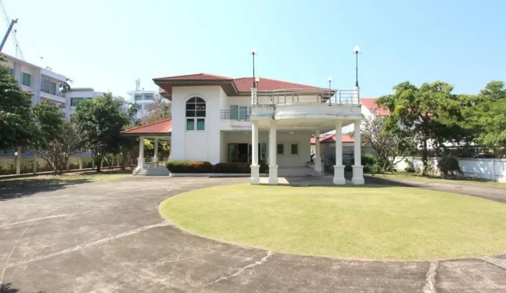 Prachuap Khiri Khan,, Hua Hin, Prachuap Khiri Khan, Thailand. - Photo 3
