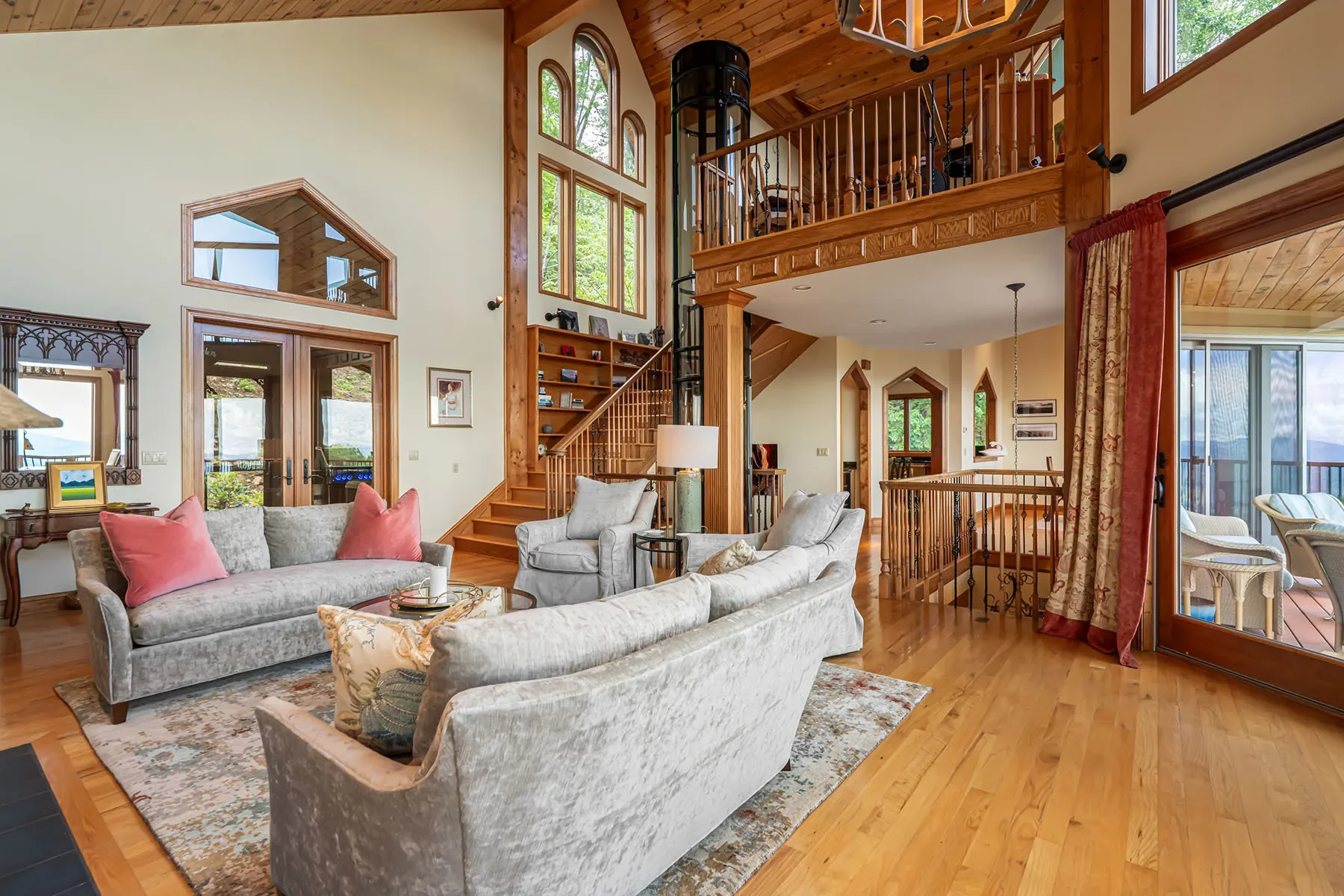 2280 Mountain Air Drive, Burnsville, NC 28714, 28714, North Carolina, United States. - Photo 9