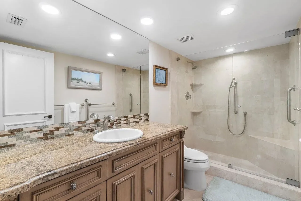 2066 N Ocean 2se Boulevard 2se, Boca Raton, Florida, United States. - Photo 17