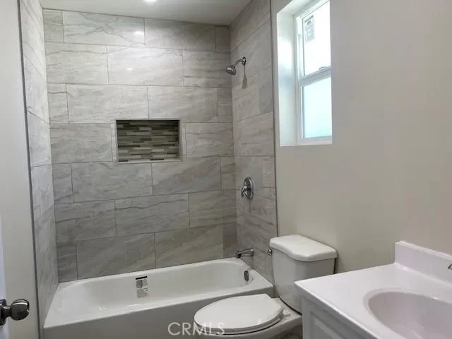 800 90th, Los Angeles, CA 90002, Los Angeles, California, United States. - Photo 44