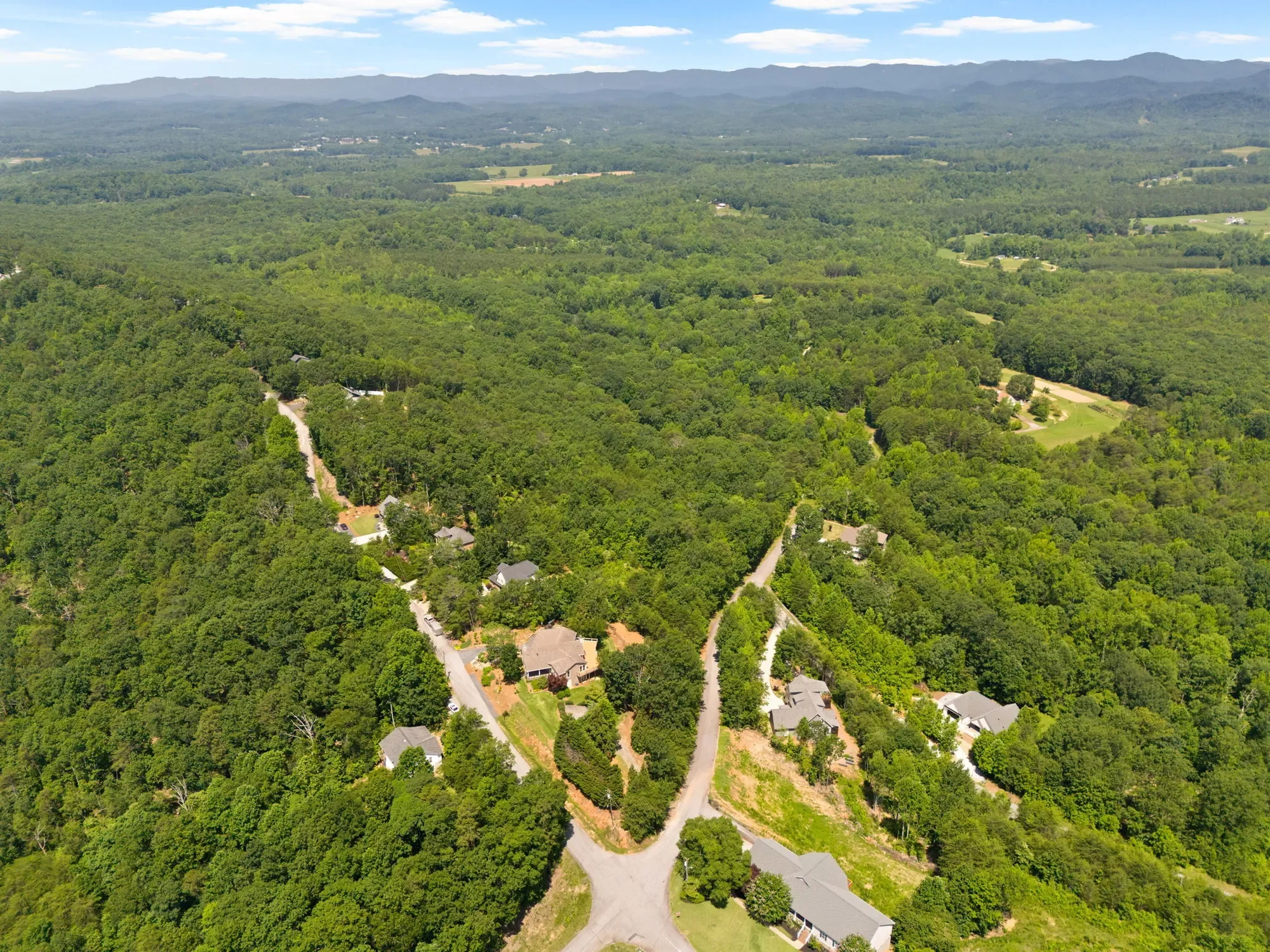 600 Packs Mountain Ridge Road , Taylors, SC 29687, Taylors, South Carolina, United States. - Photo 46