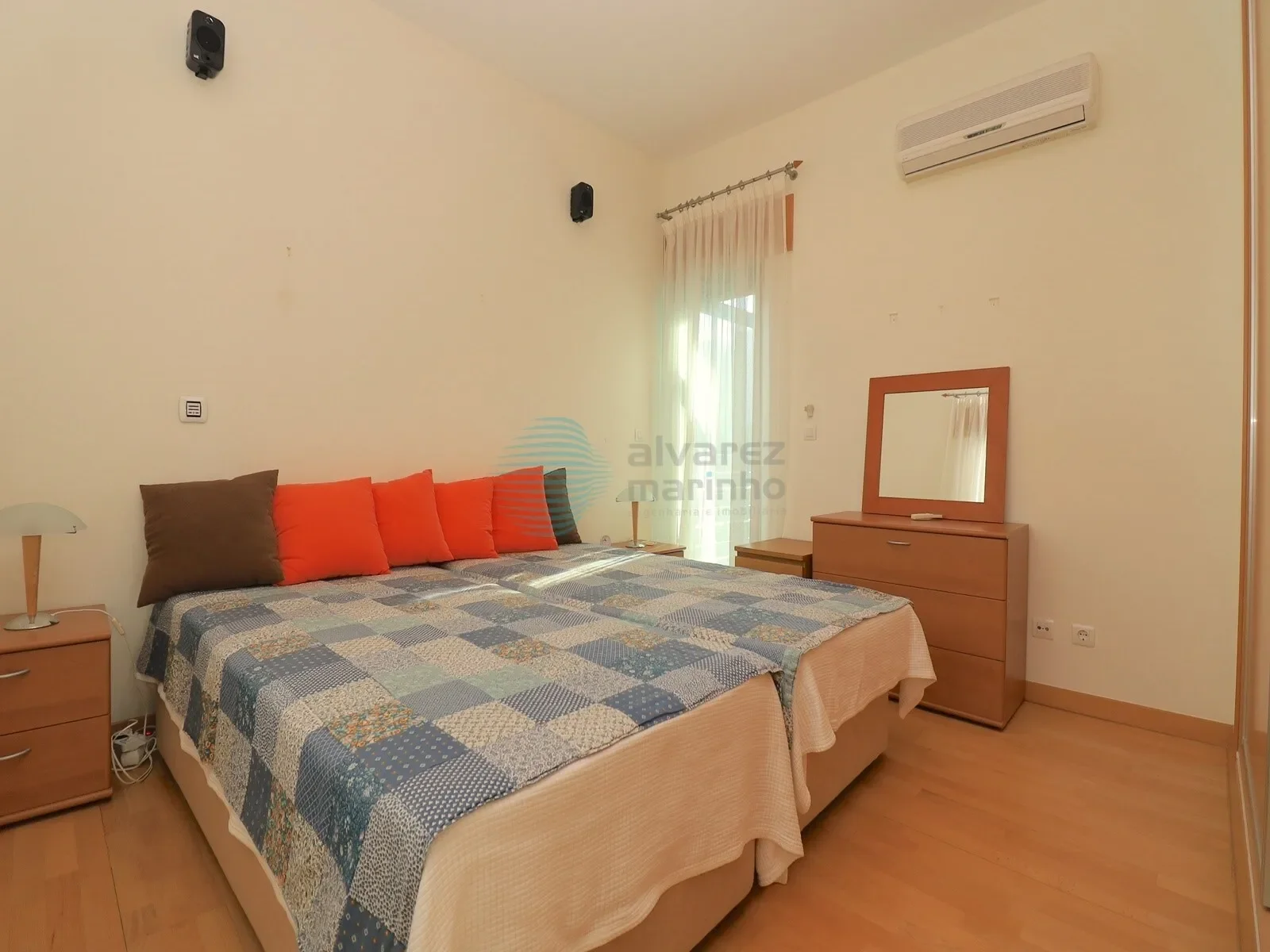 Gallery photo 10