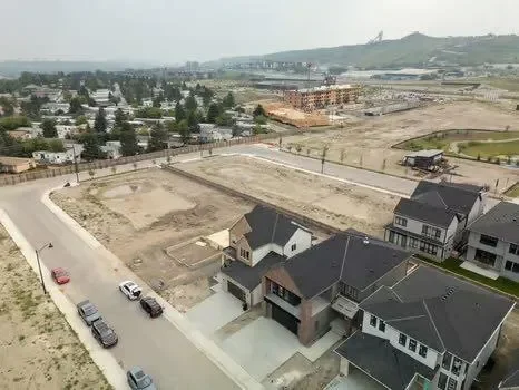 30 Greenwich ROW NW, Calgary, AB, T3B 6P4, CANADA, Calgary, Alberta, Canada. - Photo 23