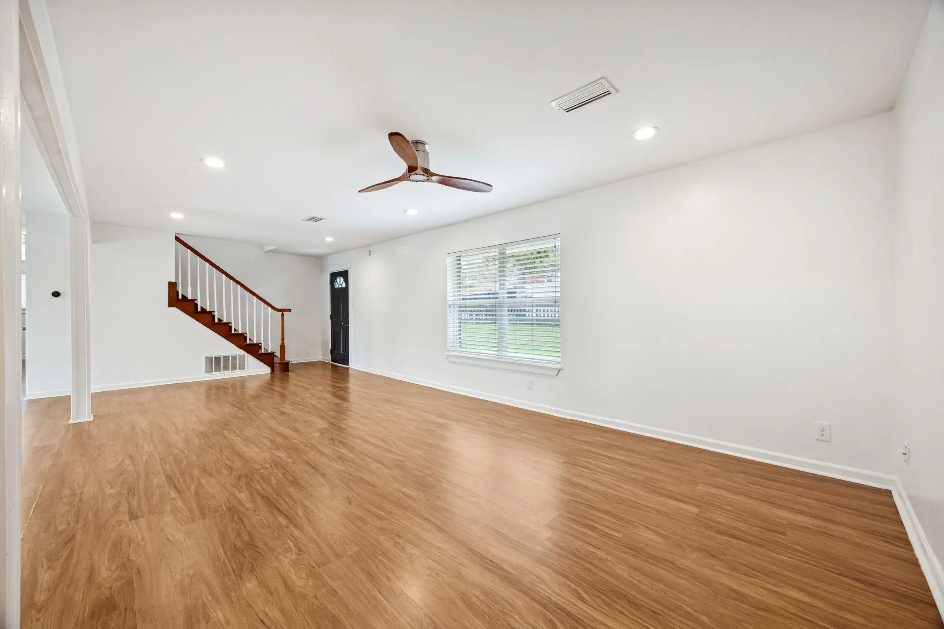 Gallery photo 9