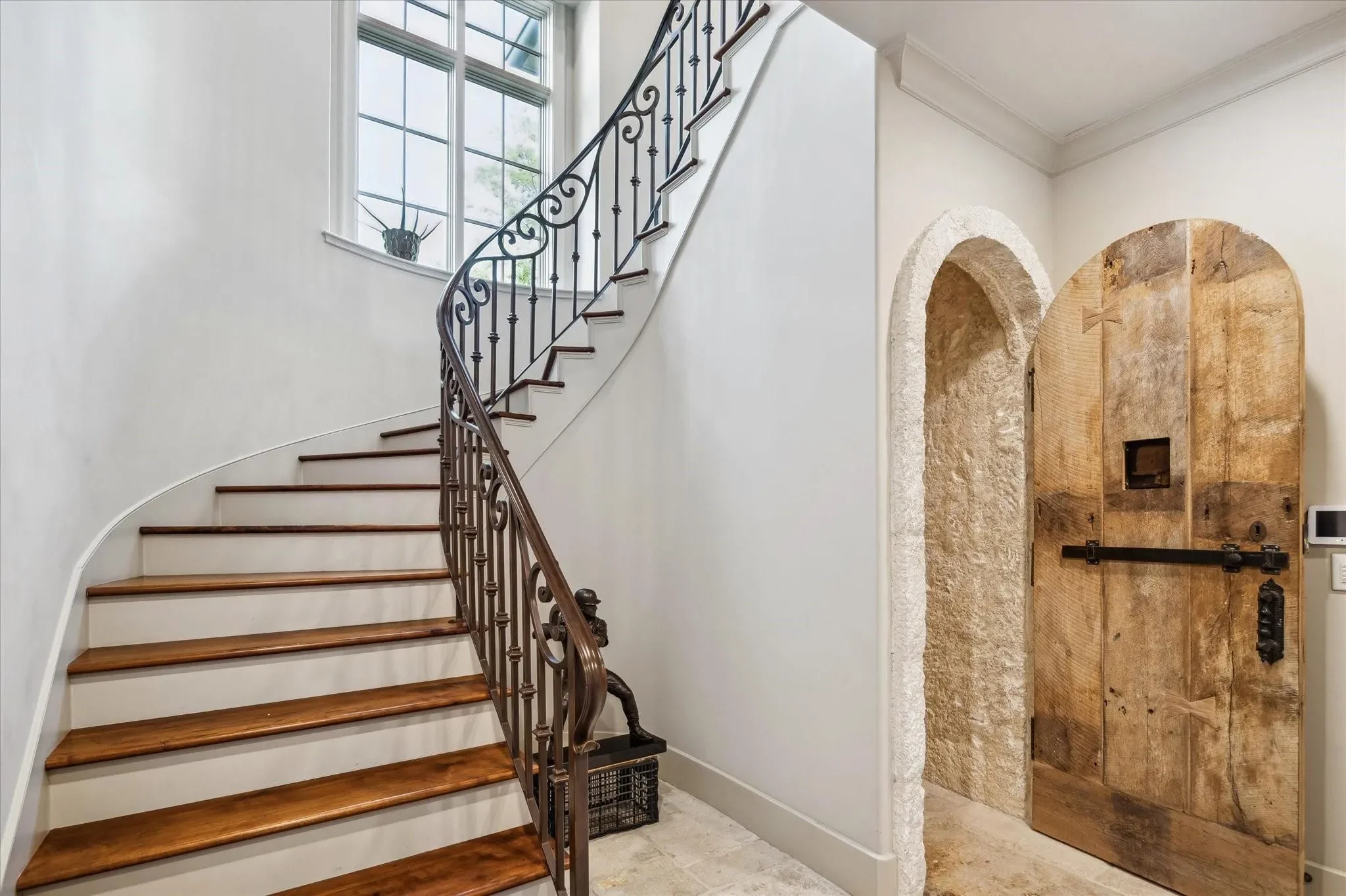 601 Lindenwood Drive, Houston, Texas, United States. - Photo 35