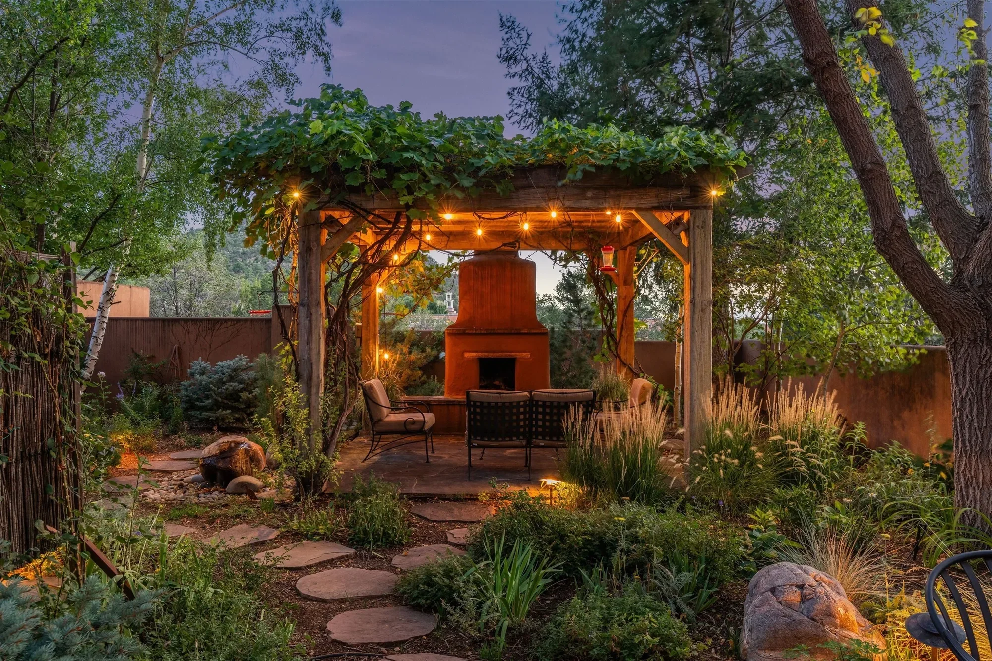 754 Calle Del Resplandor, Santa Fe, NM 87505, Santa Fe, New Mexico, United States. - Photo 3
