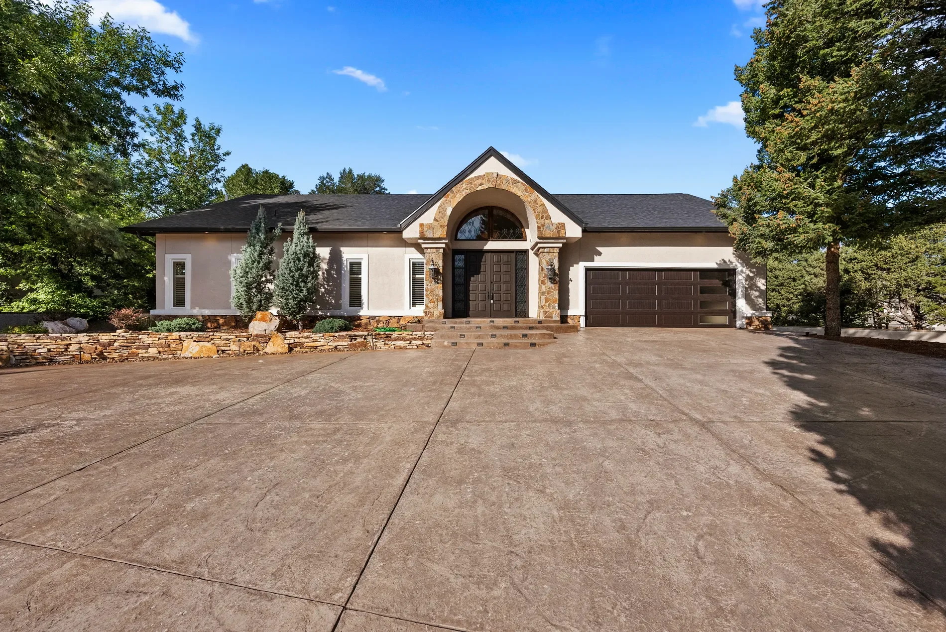 4 2nd Street , Colorado Springs, CO 80906, Colorado Springs, Colorado, United States. - Photo 2