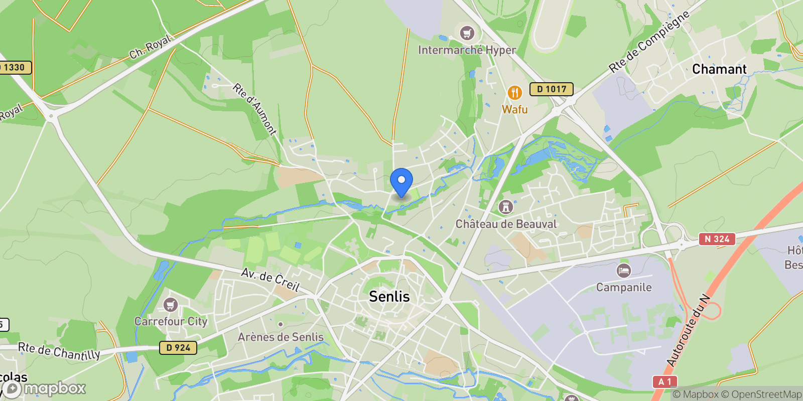 Map showing Senlis, Hauts-de-France, France.
