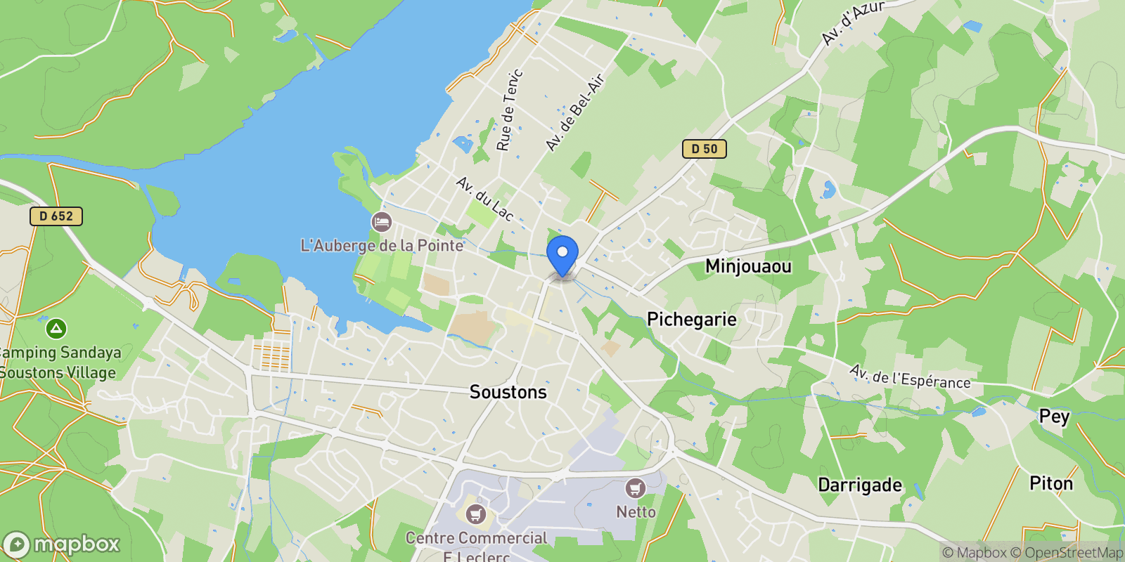 Map showing Soustons, Nouvelle-Aquitaine, France.