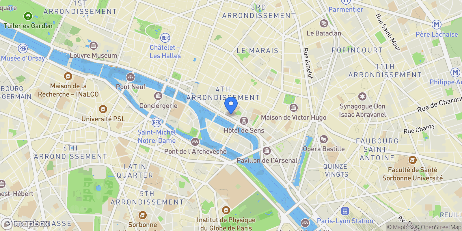 Map showing Paris, Île-de-France, France.