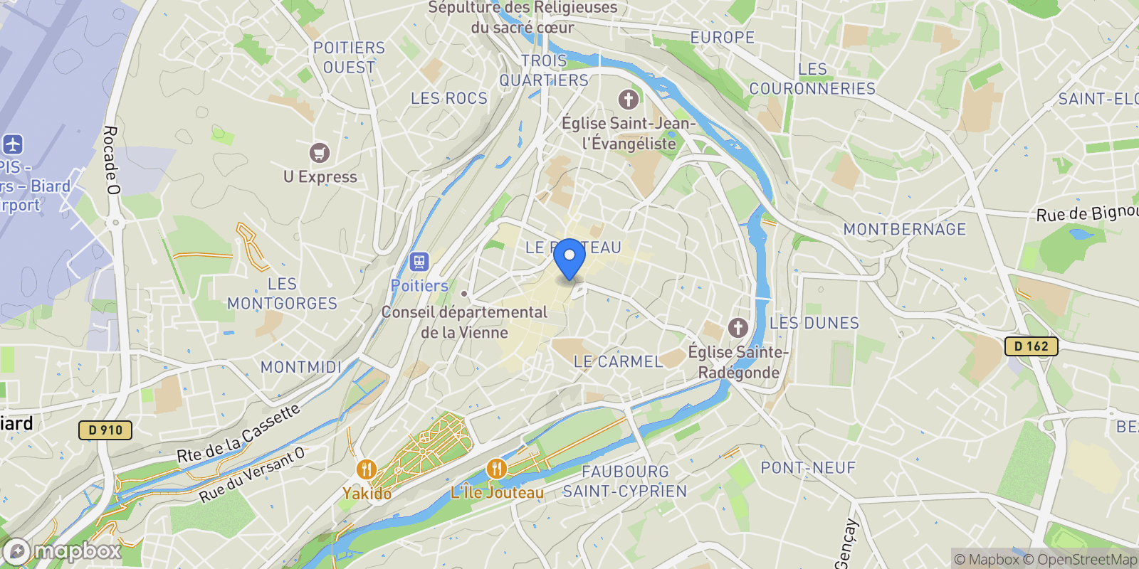 Map showing Poitiers, Nouvelle-Aquitaine, France.