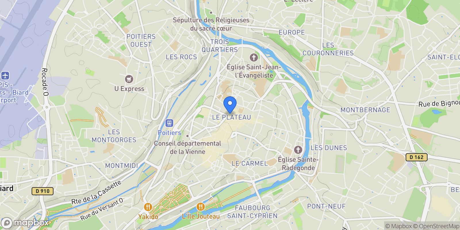 Map showing Poitiers, Nouvelle-Aquitaine, France.