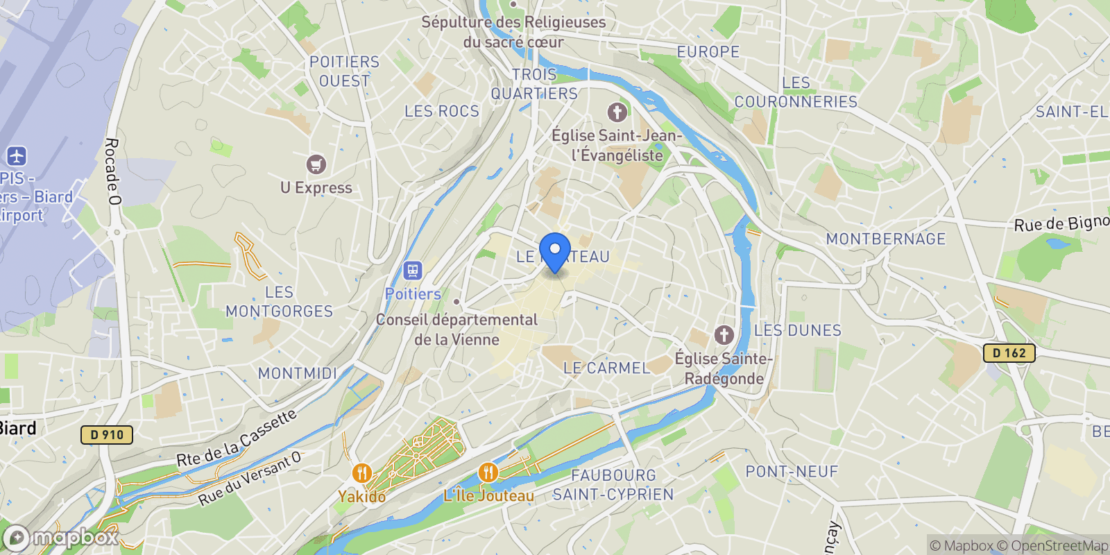 Map showing Poitiers, Nouvelle-Aquitaine, France.