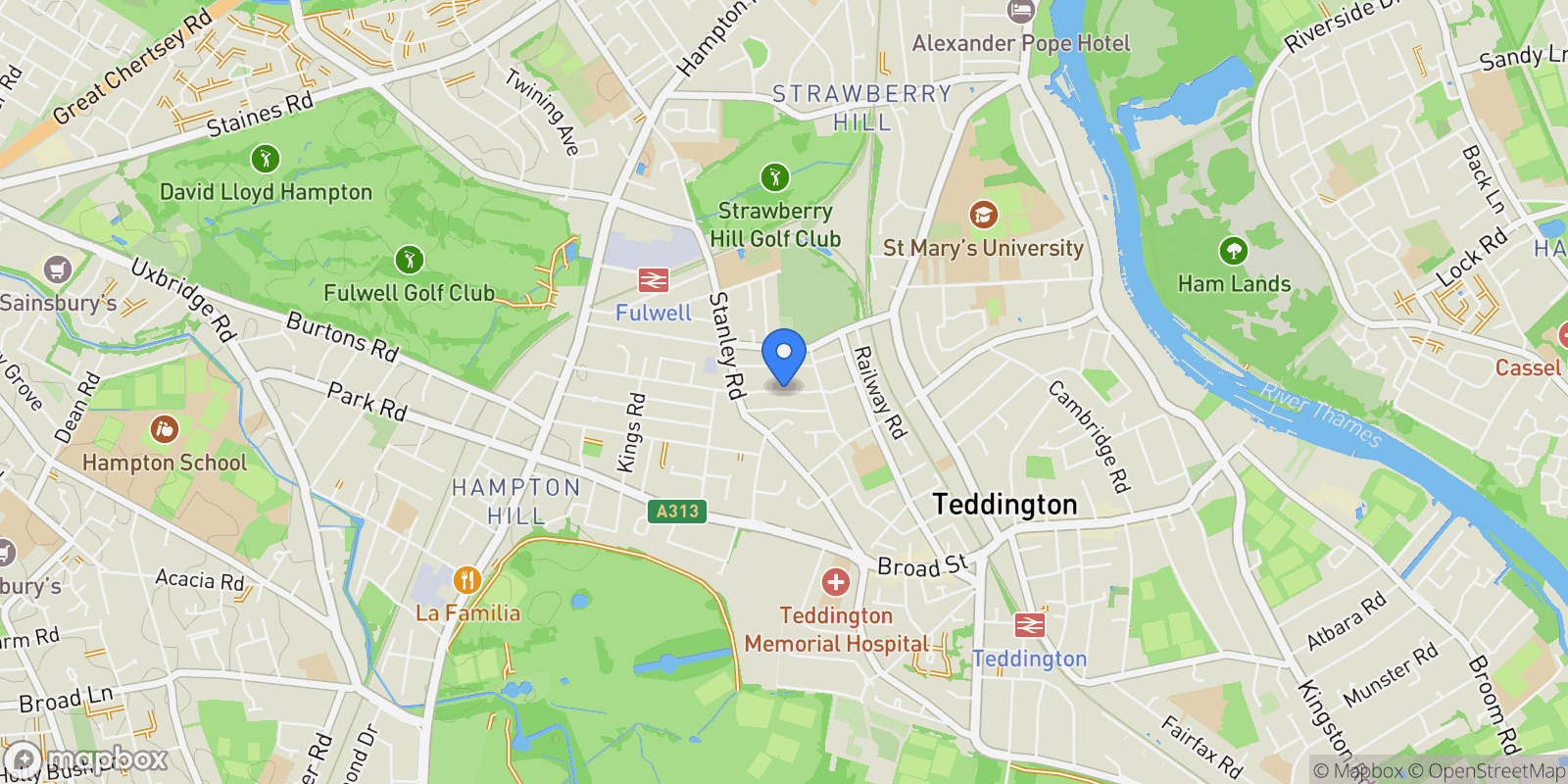 Map showing Victor Road, Teddington, Teddington, England, United Kingdom.