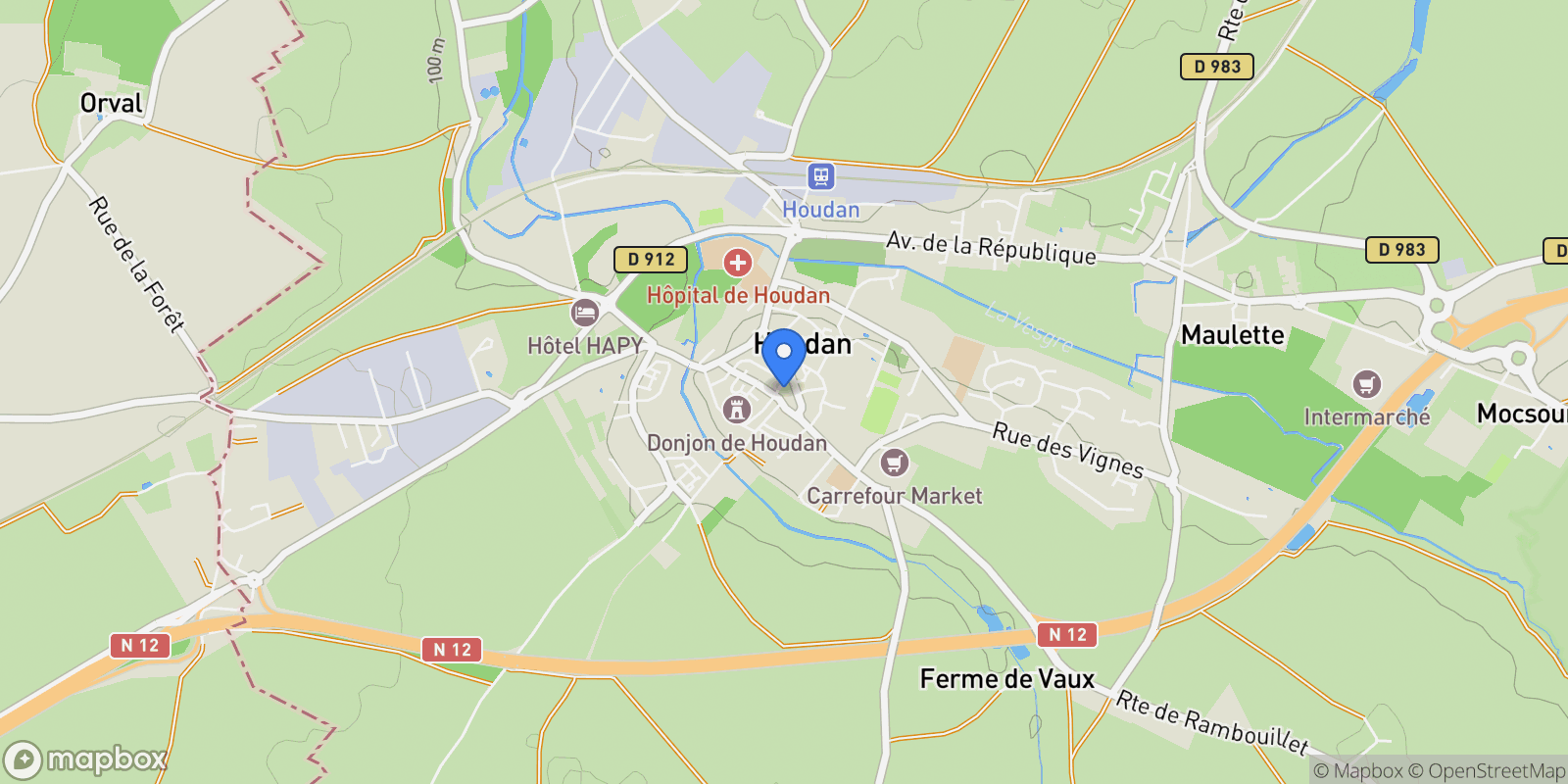 Map showing Houdan, Île-de-France, France.