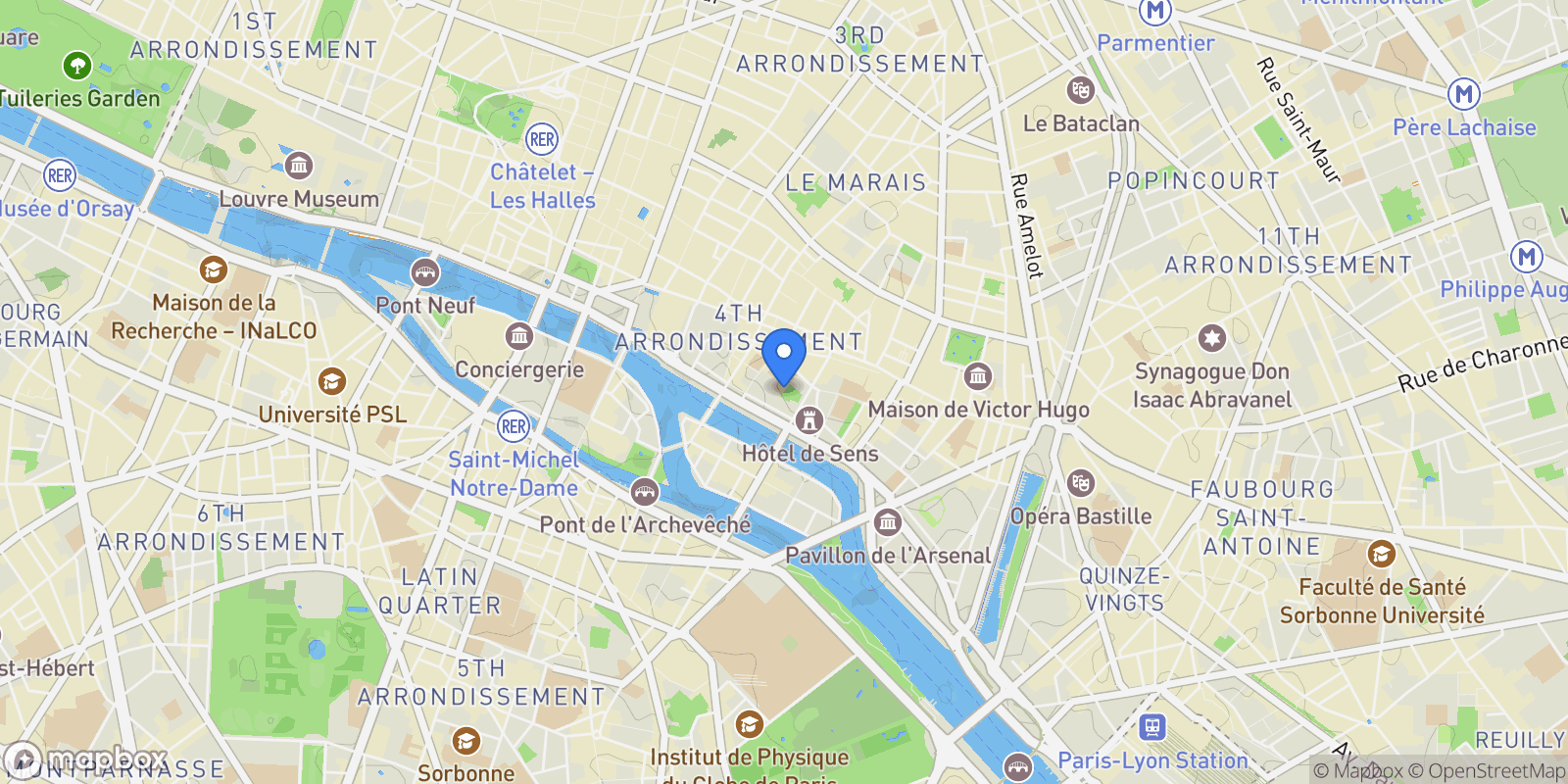 Map showing Paris, Île-de-France, France.