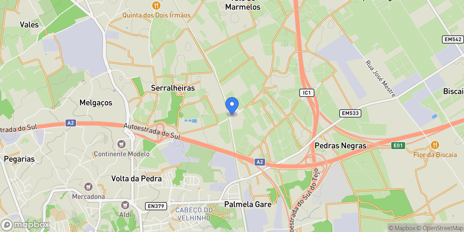 Map showing Estrada das Serralheiras, Palmela, Setubal, Portugal.